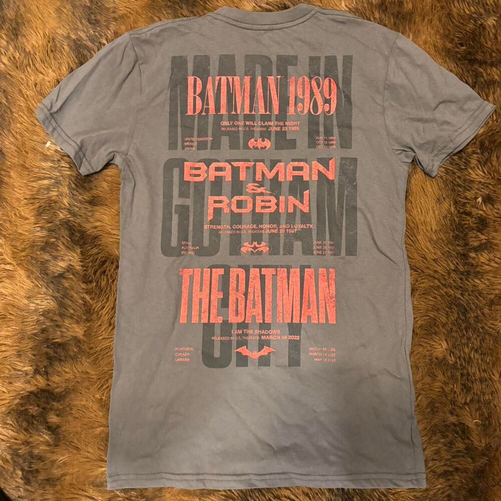 NWOT Slim Fit Men’s Small Grey/Red Batman x CVLA Dynasty Tee Made in Gotham City